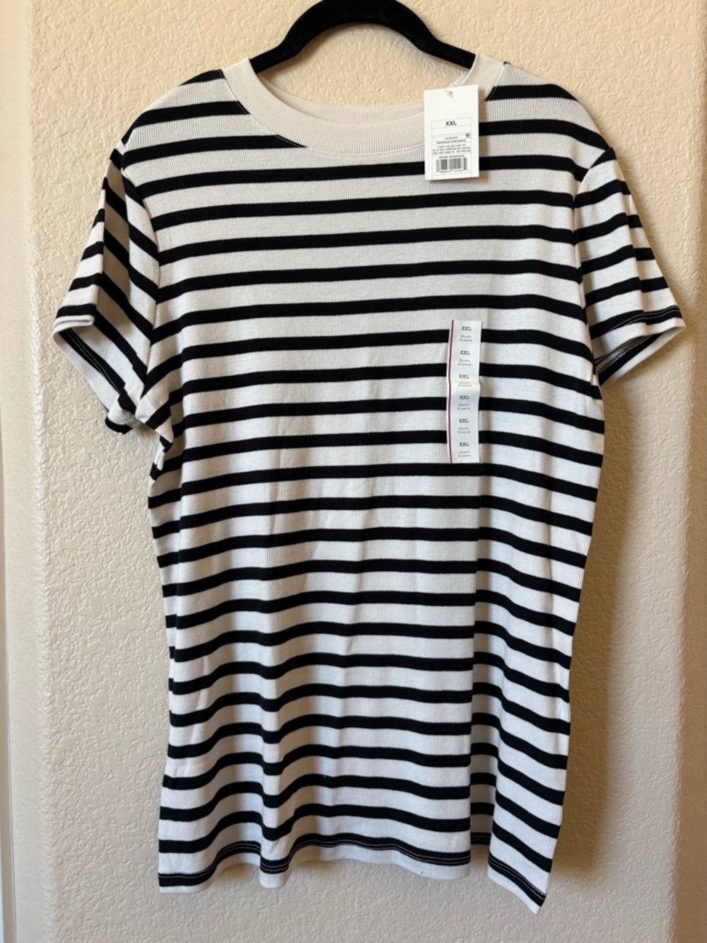 ☀️Black & Beige Striped Women’s Knit Tee